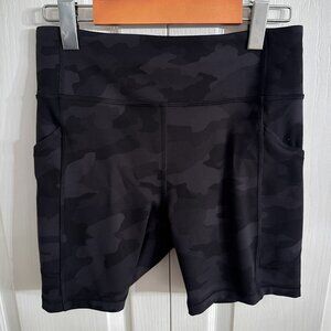 [LIKE NEW] LULULEMON - Invigorate High Rise Short 6" - Size 8